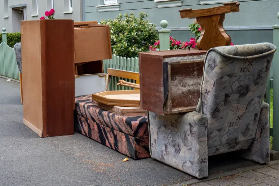Top-rated Furniture Removal Covina, CA Top-rated Furniture Removal Covina, CA